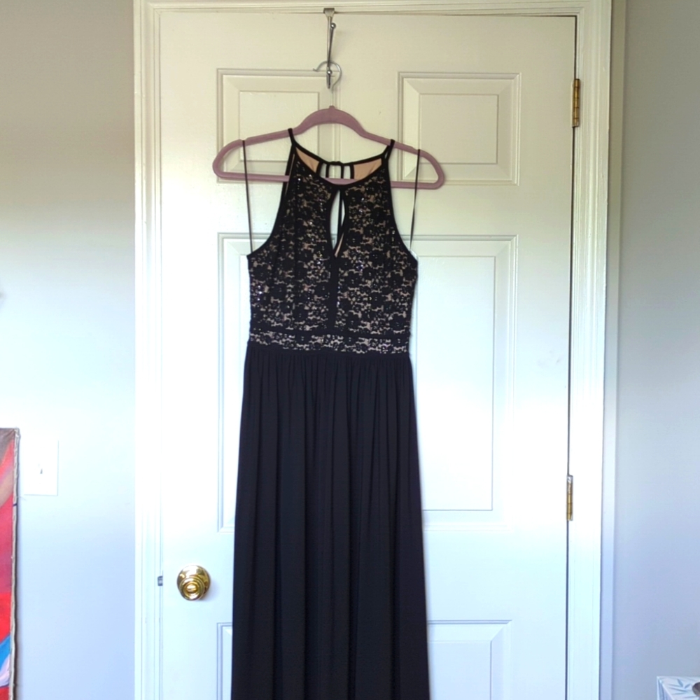 Black & Nude Semi Formal Dress Sz 10